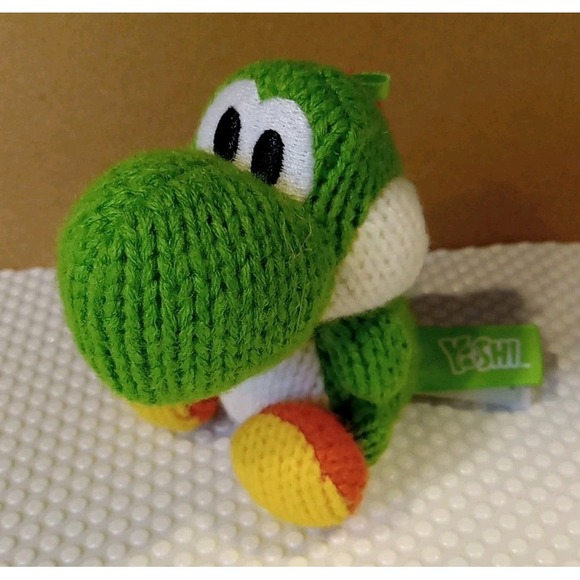 Yoshi Amiibo Plush Nintendo‎ Yarn Yoshi Amiibo Green Woolly World